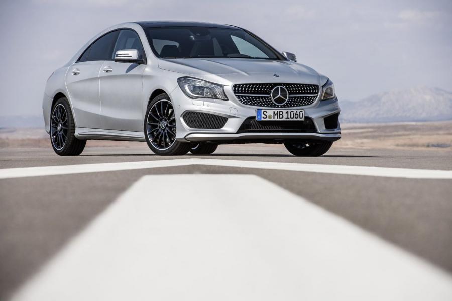  Mercedes-Benz CLA250 2014 года  (фото 1 из 69)